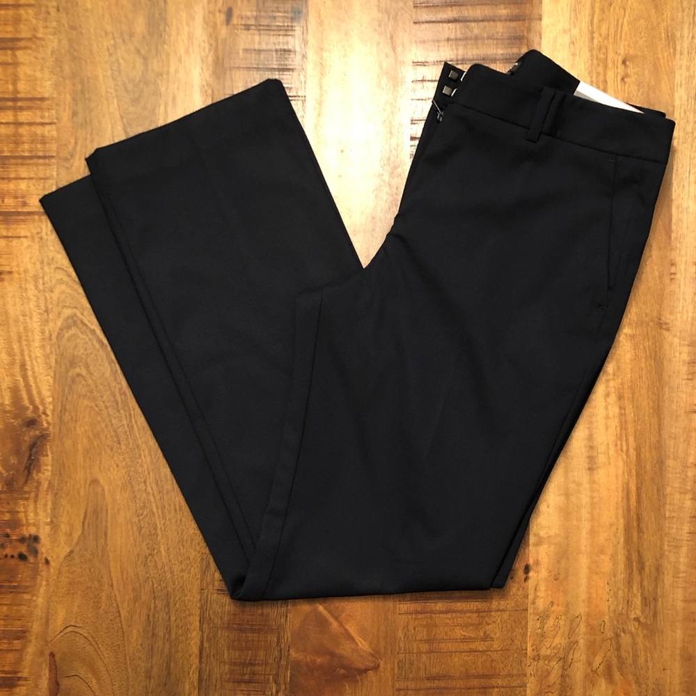 Ann Taylor Dress slacks, navy. Size 6P. NWT